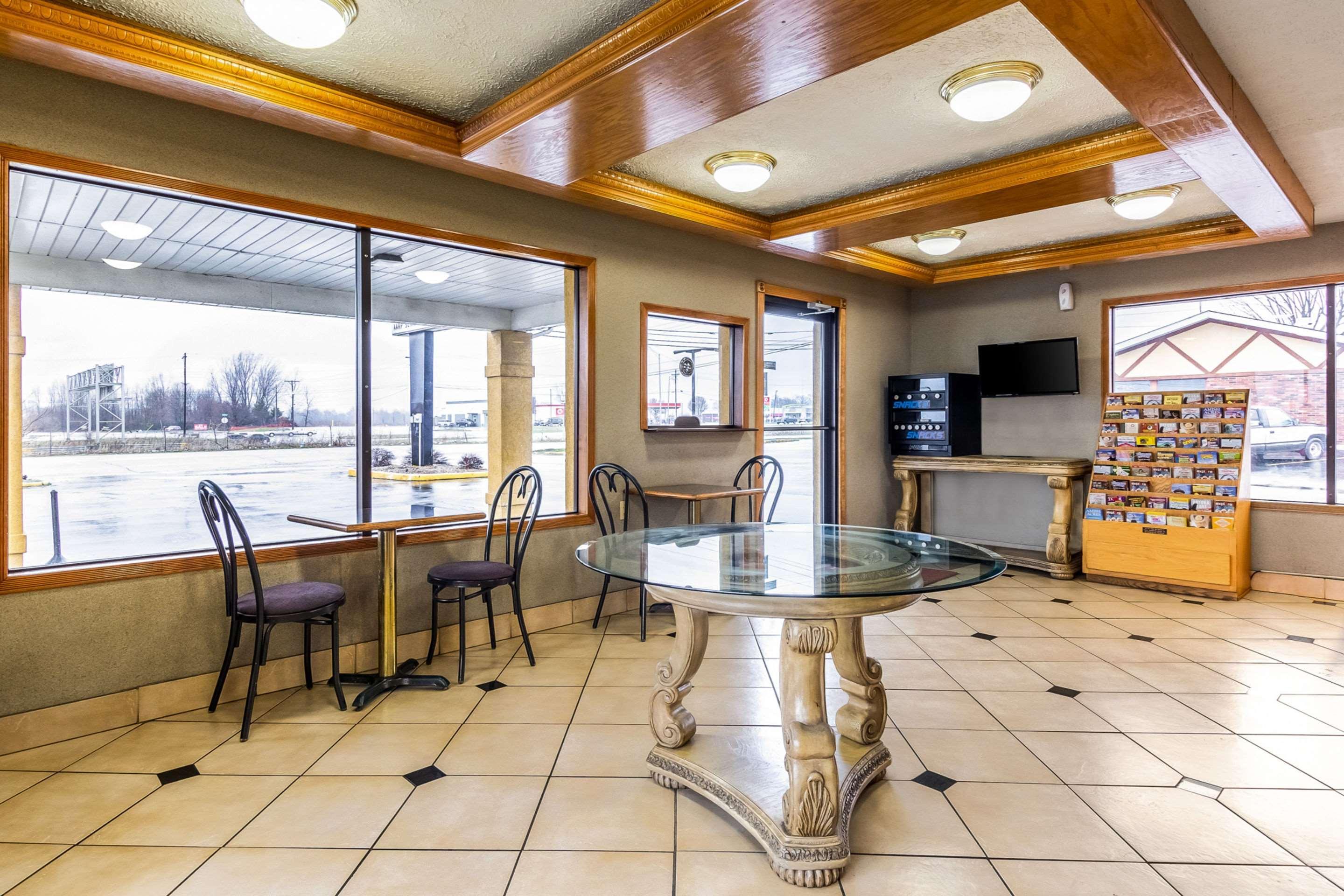 Econo Lodge Seymour Extérieur photo
